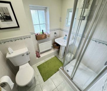 4 bedroom terraced house to rent - Photo 2