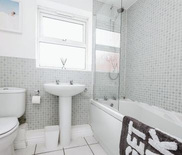 2 Bed Flat, Boundary Road, B23 - Photo 1