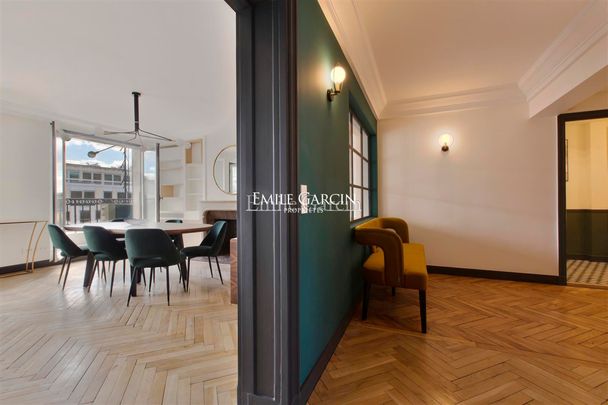 PARIS 8EME ARRONDISSEMENT - AVENUE MONTAIGNE- 3 CHAMBRES- 150m² - Photo 1