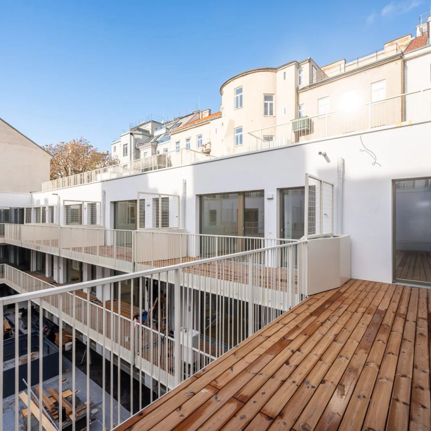 Wien-Neubau: DG-Wohnung mit Abstellraum, Balkon, Klimaanlage, Fußbodenheizung, uvm. (Erstbezug) - Photo 1