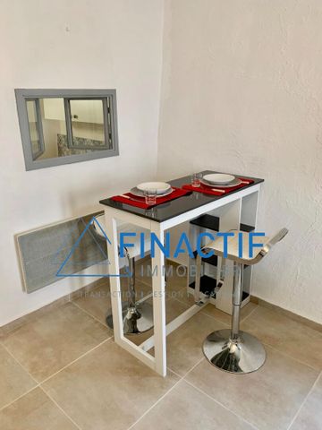 Location Appartement 1 pièce 27m² - Photo 2
