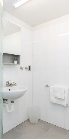 Carlton Residence-Studio Apartment - Photo 1