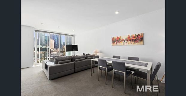 Luxurious furnished waterfront location - Photo 1