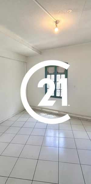 Location Appartement 78.89m² 3 pièces Fort de france - Photo 1