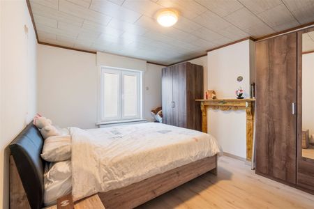 Huis met 2 garages - Photo 5