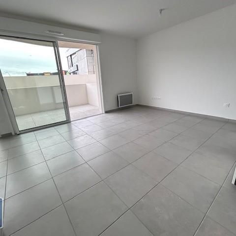 Location Appartement 1 pièce 38m² AGDE 34300 - Photo 1