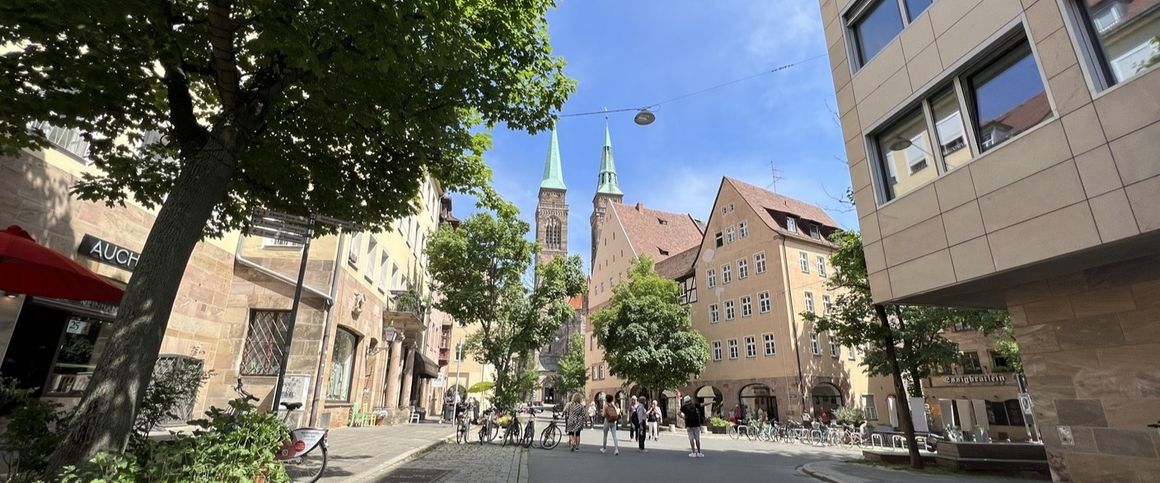 Beliebtes Burgviertel! Helle 3 Zi.- Whg mit tollem Balkon! - Foto 1