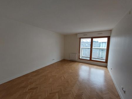 location Appartement F2 DE 55.99m² À PARIS - Photo 2