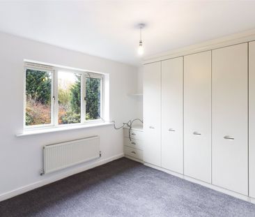 Honeysuckle Close, Doncaster, DN4 - Photo 4