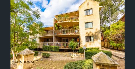 Presentable Three Bedroom Unit - Photo 2