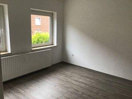 Hier findet jeder seinen Platz: interessante 2-Zi.-Wohnung frisch saniert - Foto 4