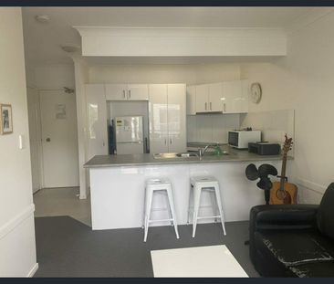 One Bedroom well presented on Chevron Island Avail 8th October - Photo 1