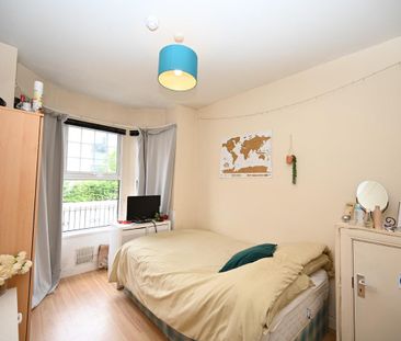 42 St. Ives Gardens, Belfast, BT9 5DN - Photo 1