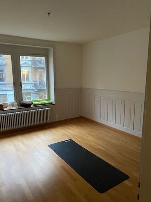 3-ROOM APARTMENT IN ZURICH – DISTRICT 3 WIEDIKON, FURNISHED, TEMPORARY - Foto 1