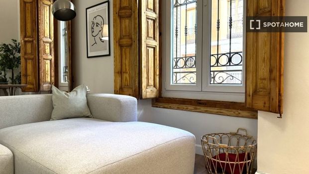 Luxury Apartment for rent in Madrid, Autonomous Region of Madrid - Photo 1