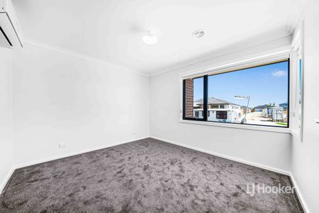 5 Earlville Street, Manor Lakes VIC, Belconnen - Photo 5