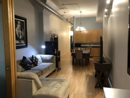 Merchandise Lofts , #825 - Photo 4