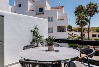 Luxury Apartment for rent in Estepona, Andalusia