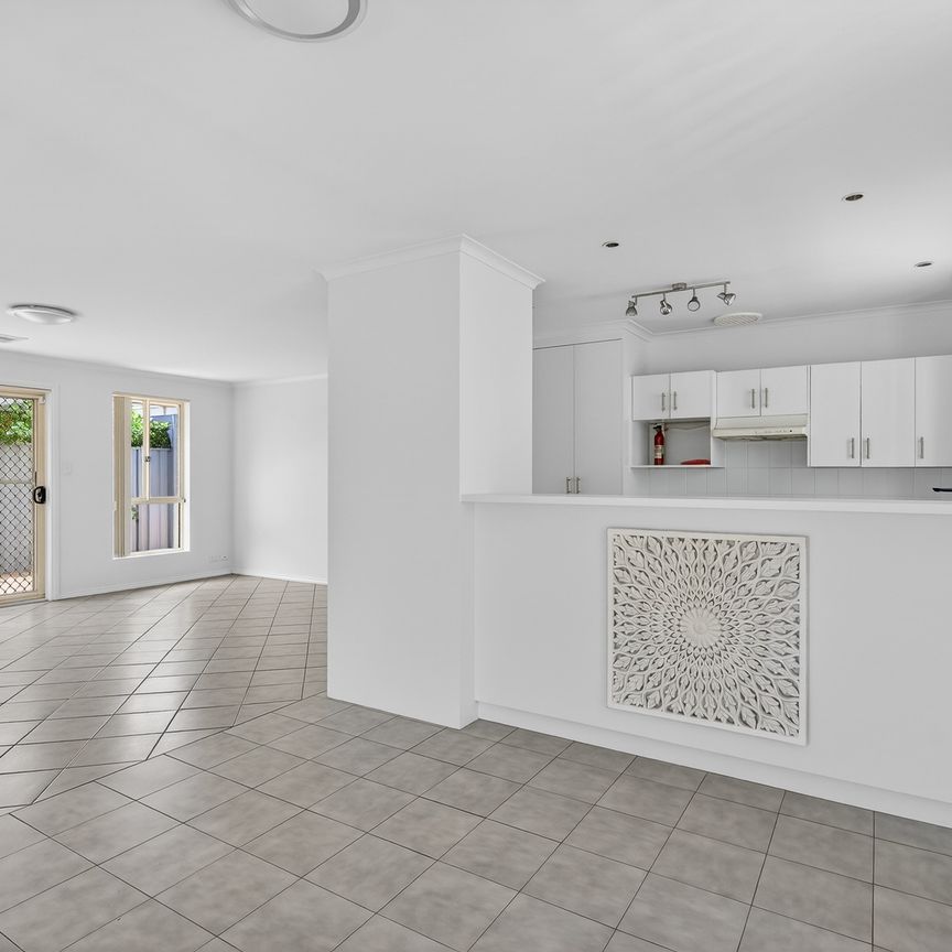 Open the Door to Sounds of the waves, Sunshine and all year holiday feel - Photo 1