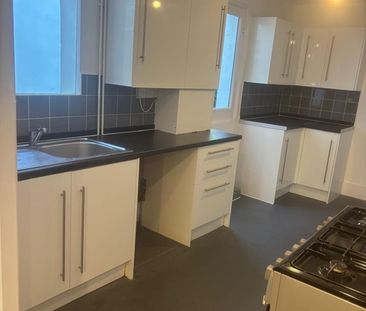 3 Bed Terraced House, Havelock Road, BN1 - Photo 5