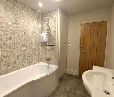 1 bedroom ground floor flat to rent - Photo 5