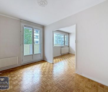 Location Appartement 4 pièces 74m² LYON 3ème - Photo 3