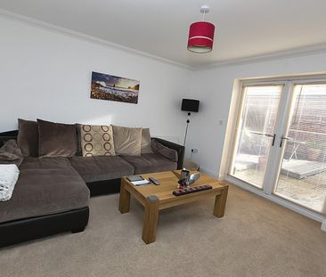 Orchard Mews, Ensbury Park - Photo 2