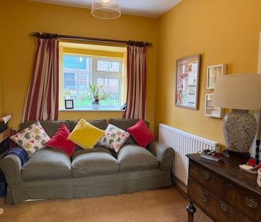 4 bedroom cottage to rent - Photo 2