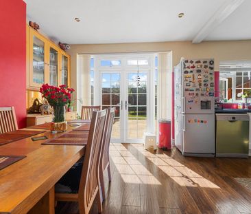 Hamilton Avenue, Cheam, SM3 - Photo 3