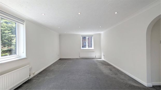 2 Bedroom Flat/Apartment to rent - Photo 1