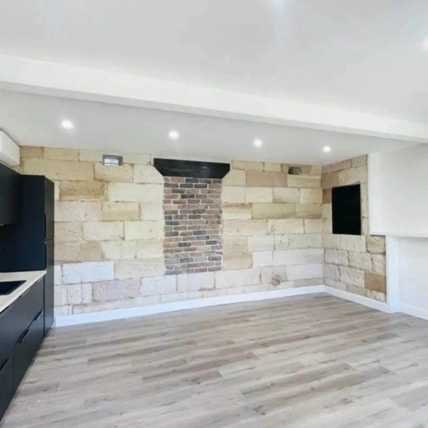 Studio Apartment in the Heart of Gladesville - Photo 1