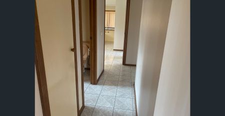 Three Bedroom Home - Photo 4