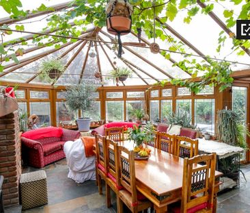 Quaint room for rent in 4-bedroom house, Rush, Dublin - Photo 2