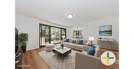 Renovated Corner Apartment with Bright and Leafy Aspect - Photo 2