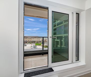 For Lease - 3200 William Coltson Avenue Unit# 326, Oakville, Ontario - Photo 2