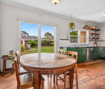 Functional, Convenient Living - Photo 4