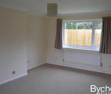 3 bedroom detached bungalow to rent - Photo 4