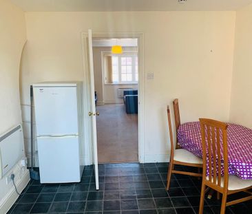 1 bedroom flat to rent - Photo 3