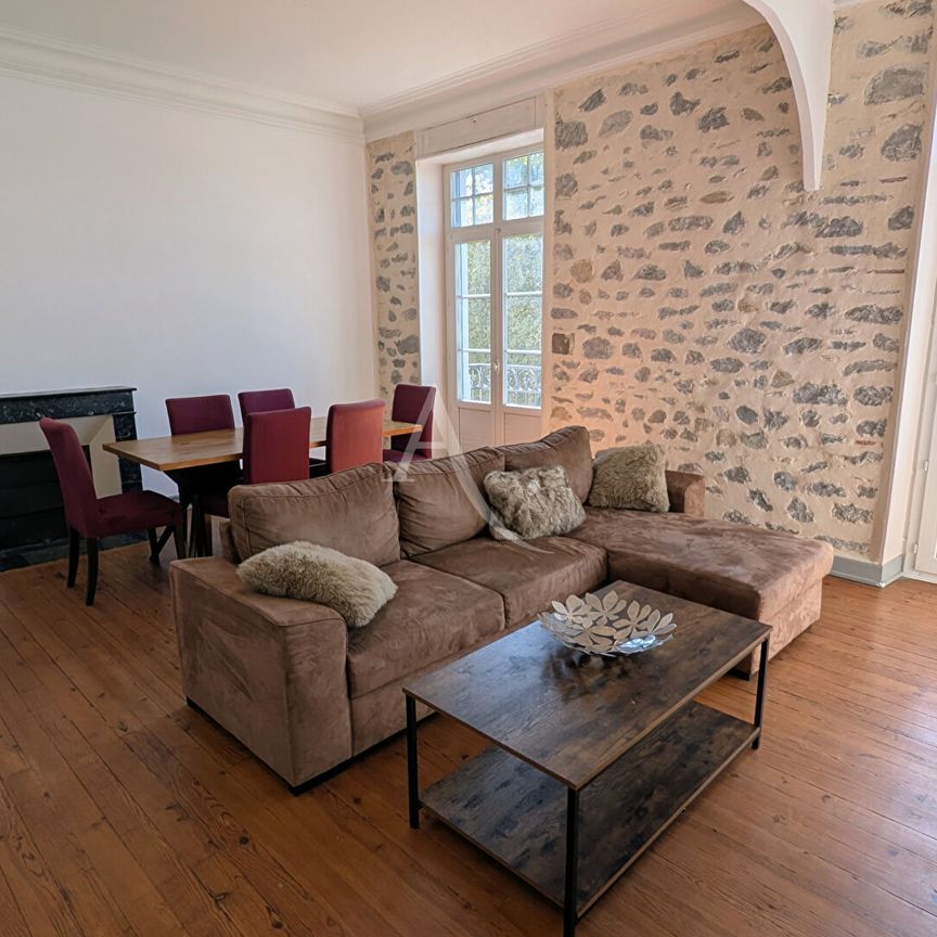 Location Appartement 3 pièces 83m² - Photo 1