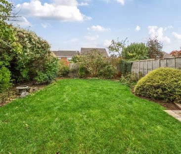 4 bedroom detached house to rent - Photo 2