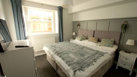 Basement Flat, 32 Montpellier Villas, CHELTENHAM GL502XF - Photo 5