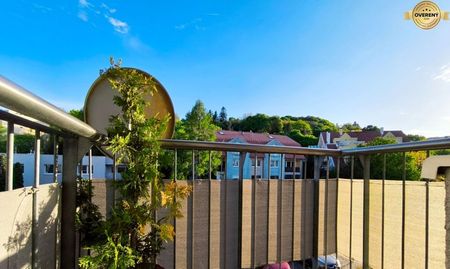 RentHub | priestranný | 2i byt s balkónom | parkovaním | Koprivnická - Photo 3