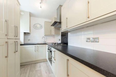 Croft Avenue, Cheltenham, GL53 - Photo 5