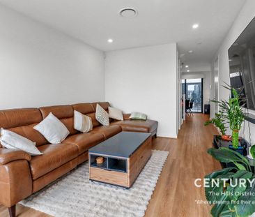 Modern Living Meets Ultimate Convenience - Photo 1