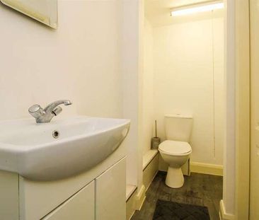 Dalefield Avenue, Normanton, WF6 - Photo 1