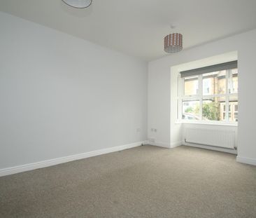 3 bedroom house to rent - Photo 2