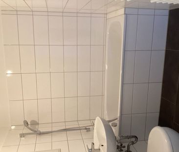 Interessante 3-Zimmer-Dachgeschoß-Wohnung ist noch frei (WBS) - Photo 2