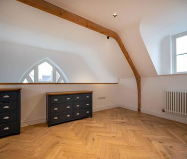 2 bedroom semi-detached house to rent - Photo 3