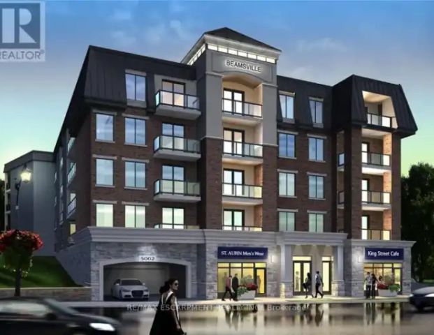 301 - 5002 KING STREET | 301 - 5002 KING STREET, Lincoln - Photo 1