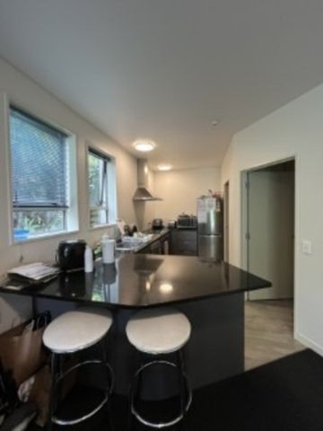 One bedroom, with own ensuite - Photo 2